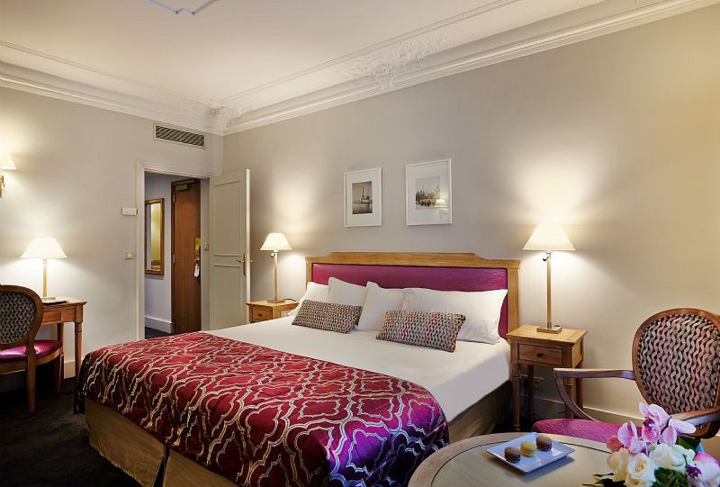 Royal-Arc-de-Triomphe-Room-4