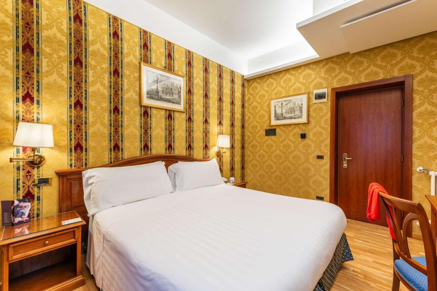 Hotel-Raffaello--Sure-Hotel-Collection-by-Best-Western-Room-16