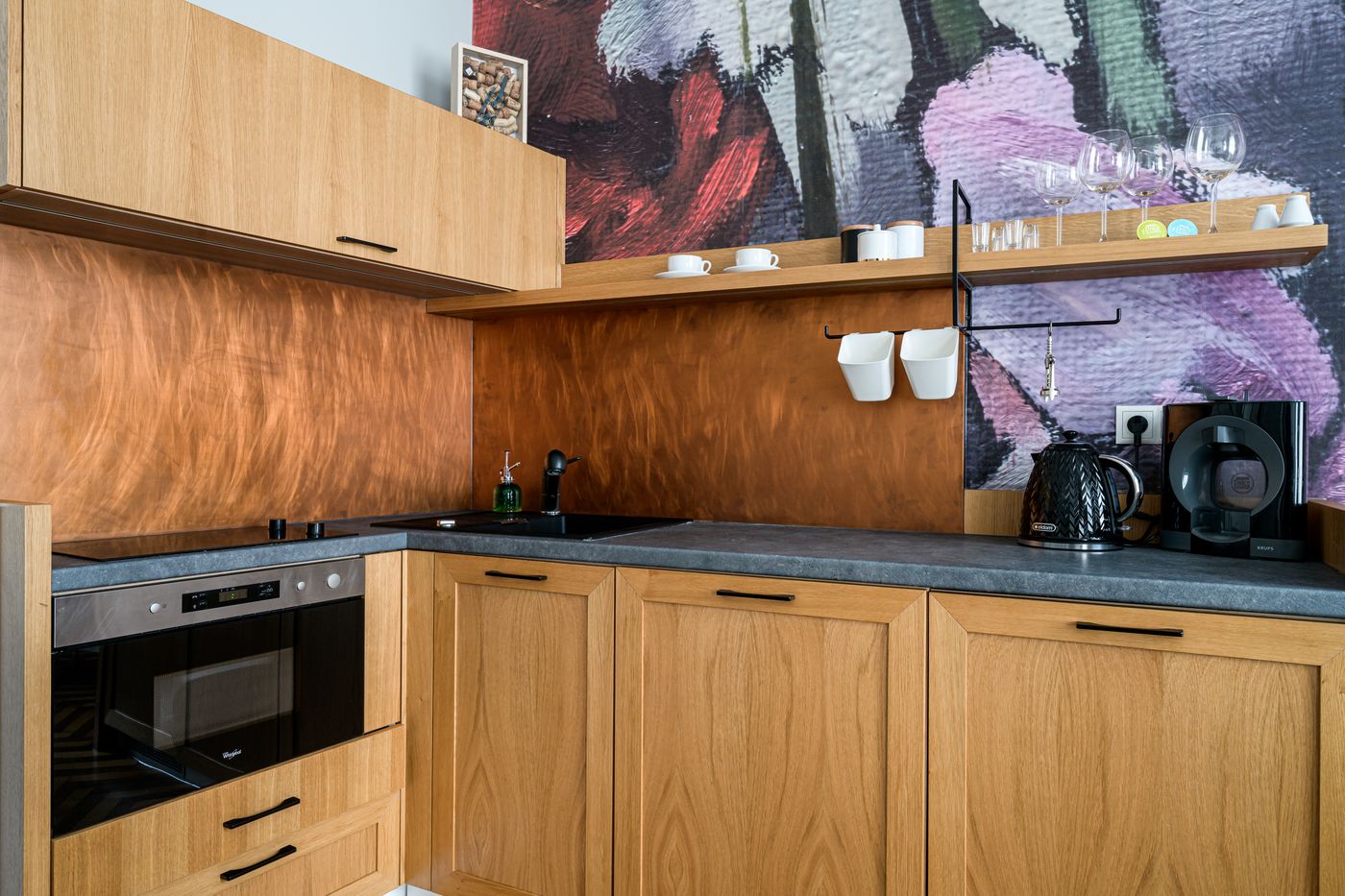 Arts-Apartments-Room-8