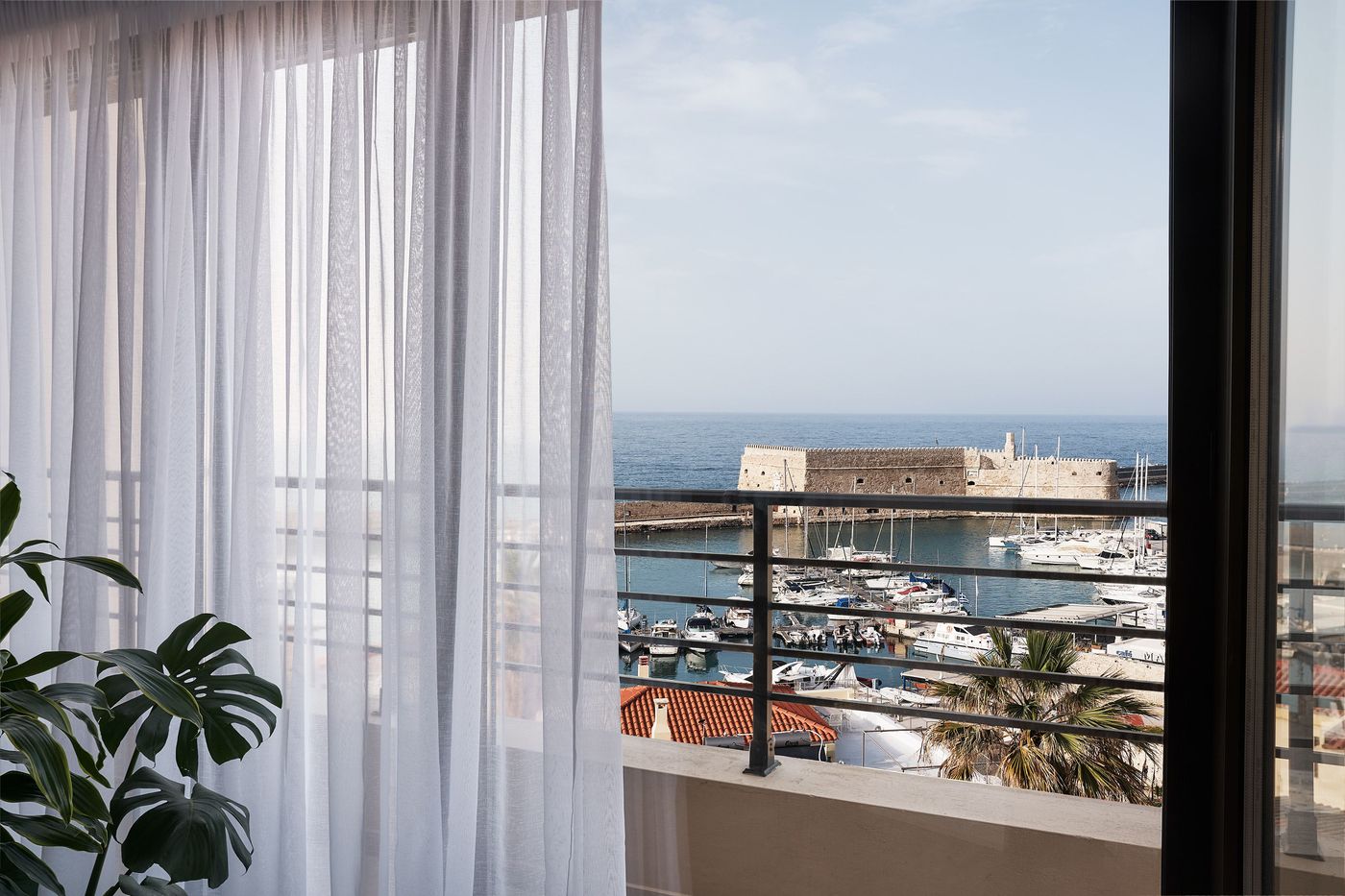 Lato-Boutique-Hotel-Room-11