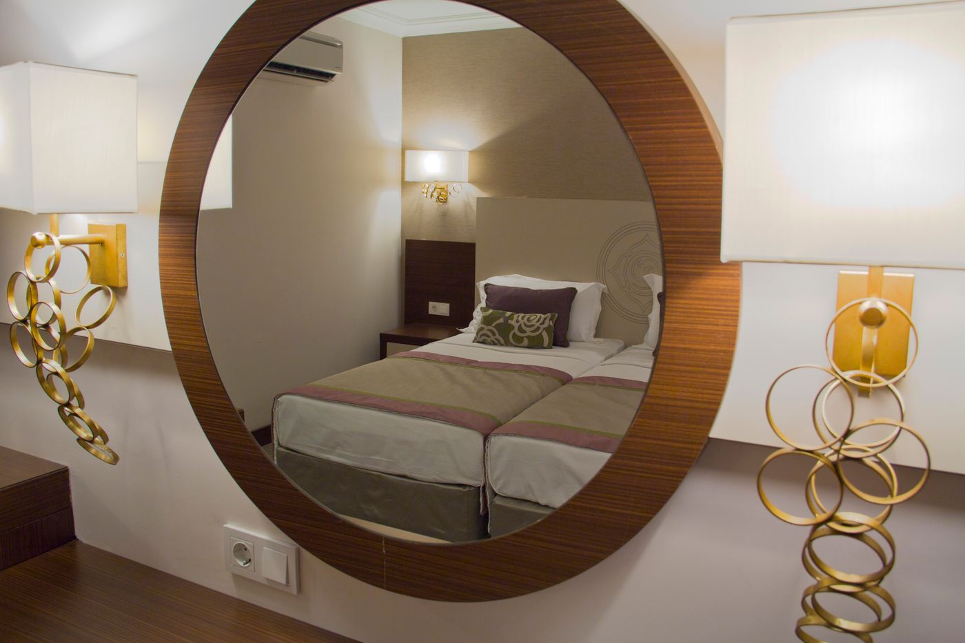 Side-Alegria-Hotel---Spa-Room-37