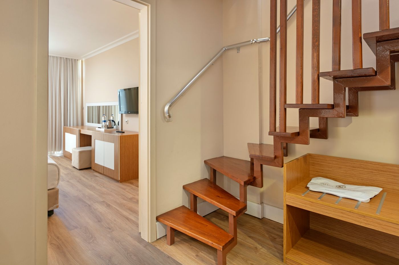 Alva-Donna-World-Palace-Hotel-Room-39