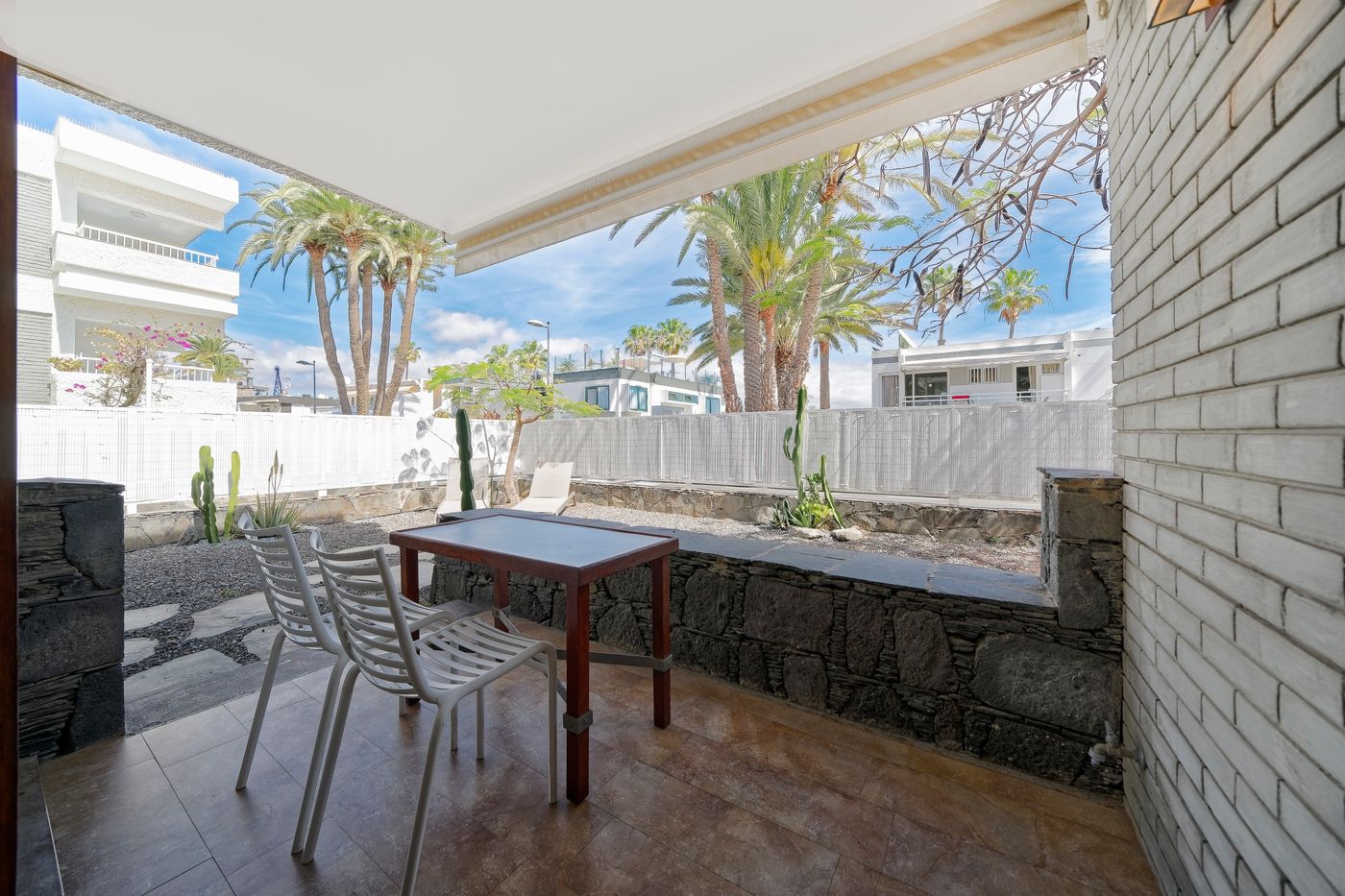 Apartamentos-Cocoteros-Room-12