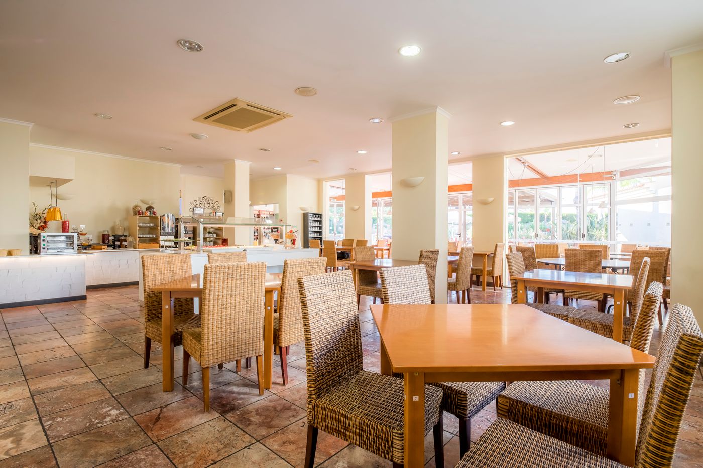 Clube-Porto-Mos-Restaurant-52