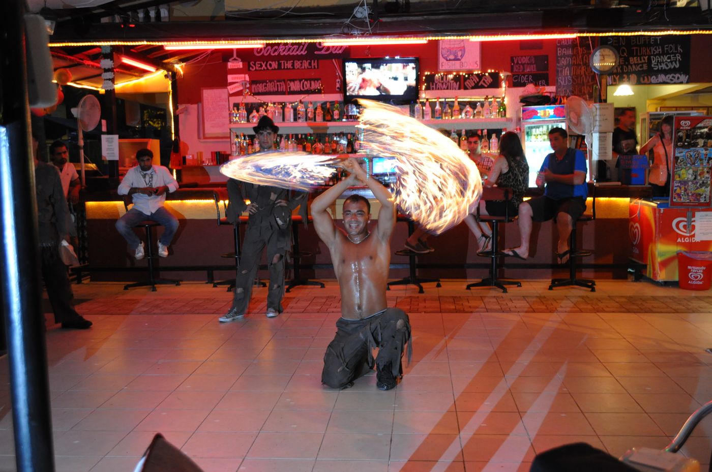 Club Sunset Apartments