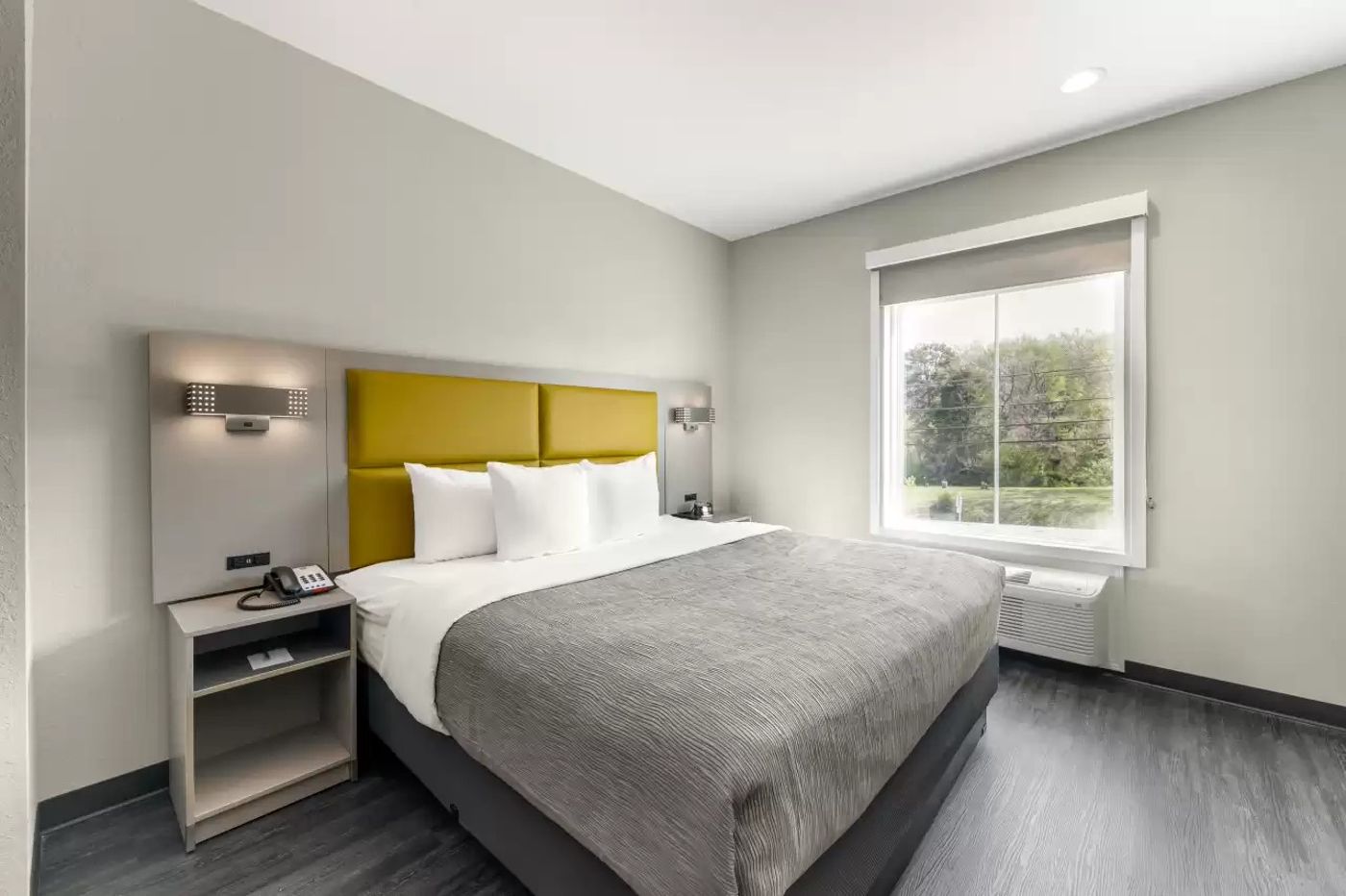 Quality Inn & Suites Joelton - Nashville-United States-Joelton-Room-6