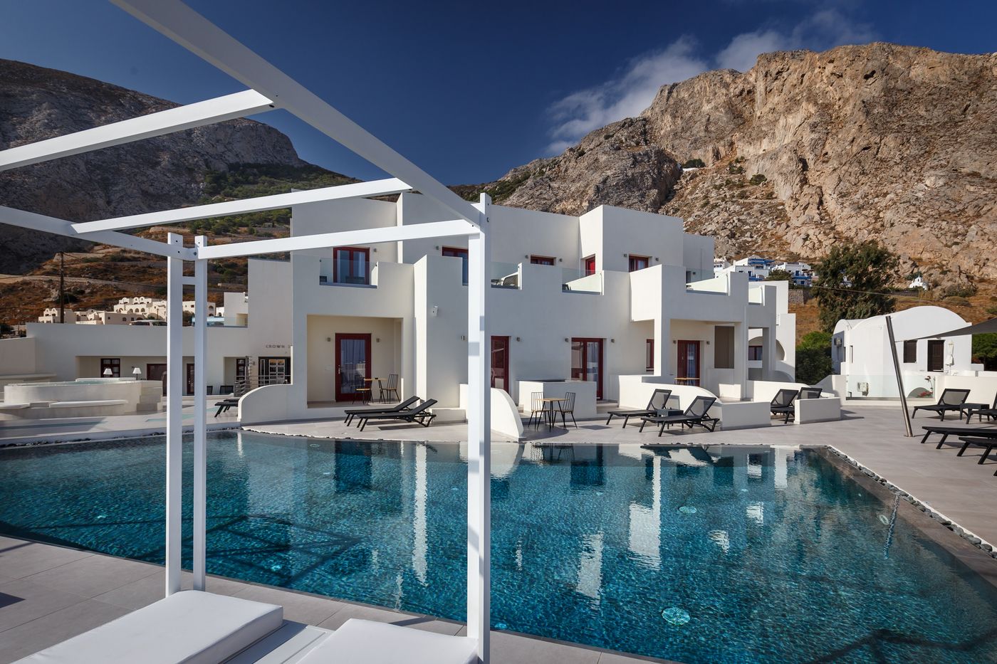 Mar & Mar Hotel & Suites