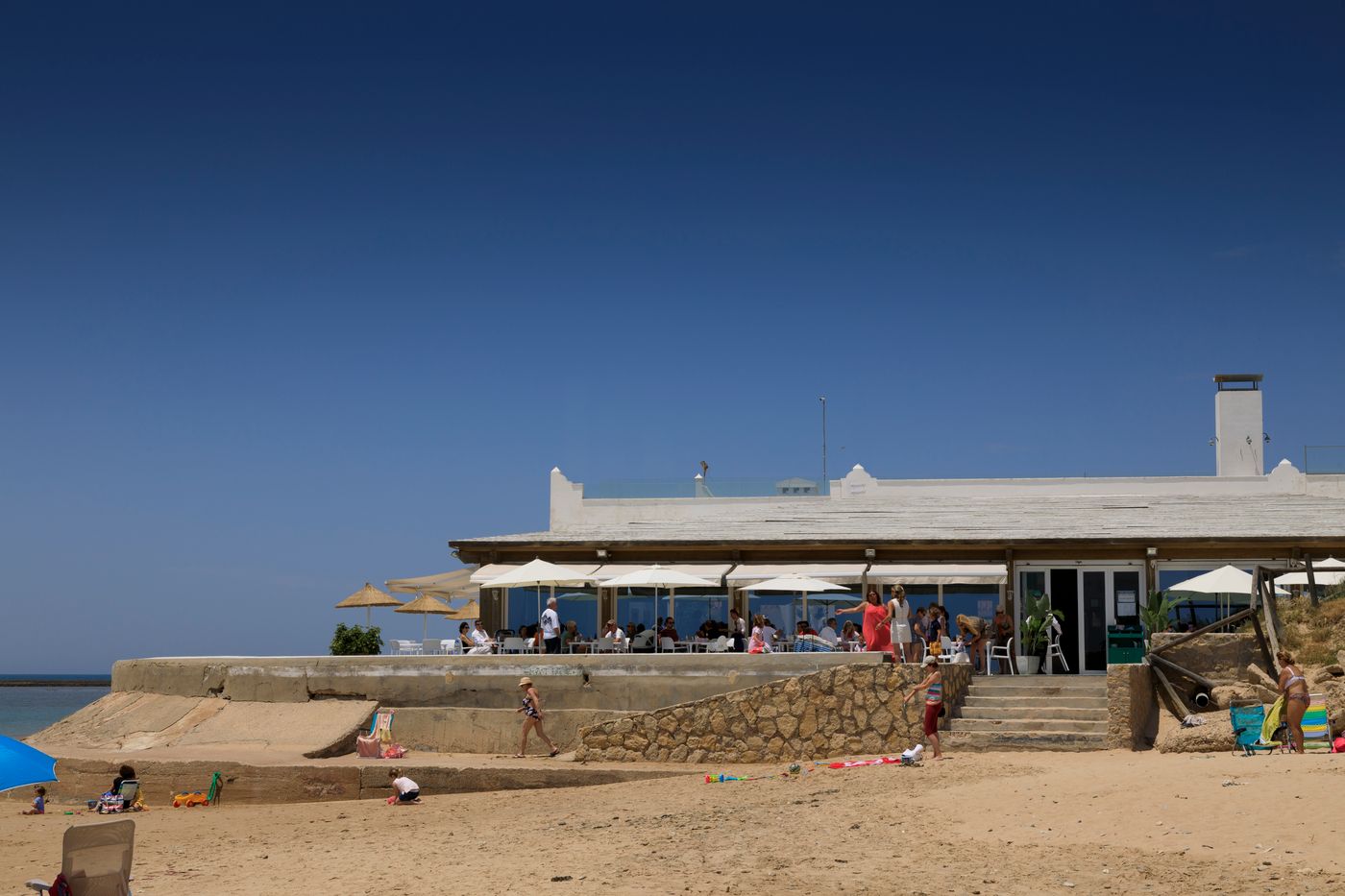 Playa-de-la-Luz-Restaurant-16