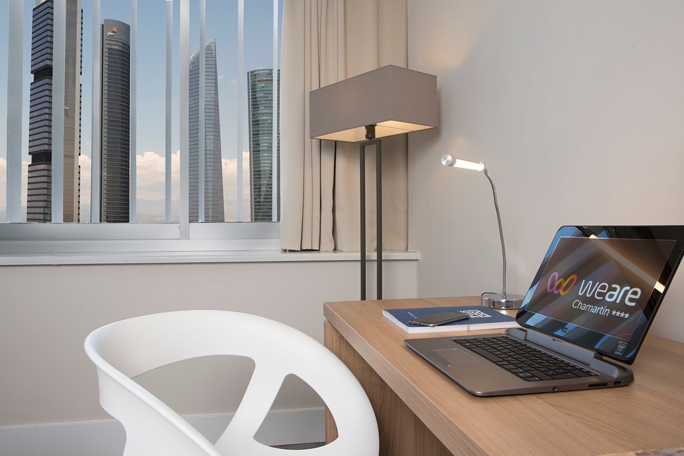 Weare-Chamartin-Room-12