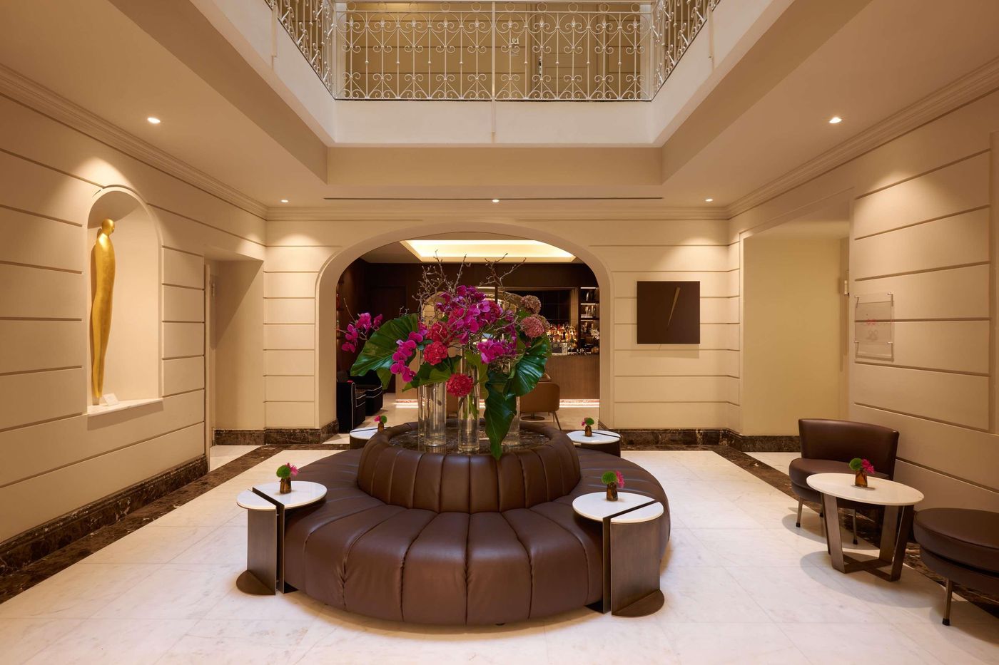 The-First-Arte-Lobby-2