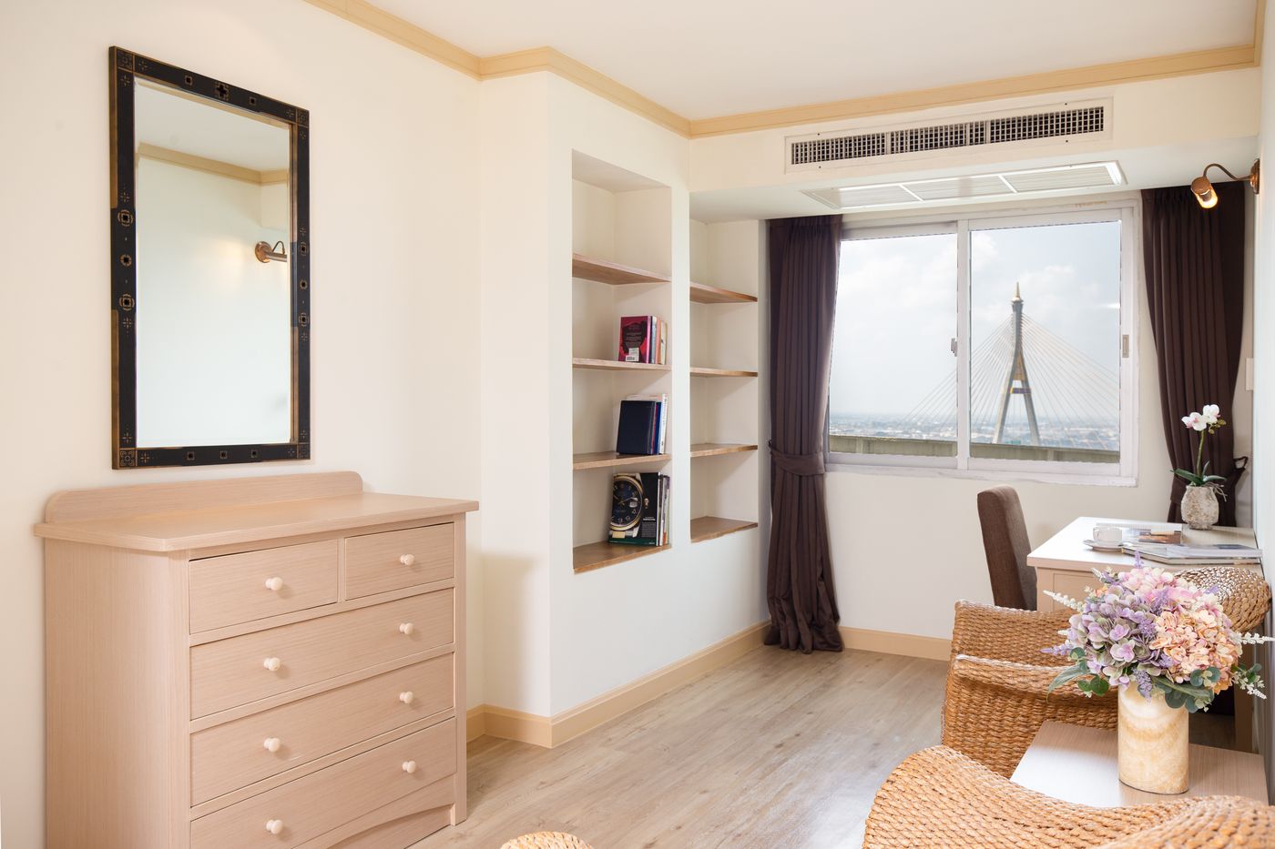 Riverfront-Bangkok-Room-25