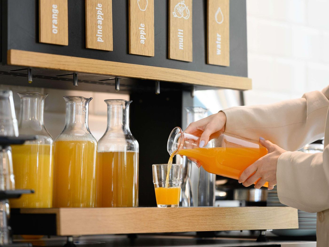 ibis-Styles-Budapest-City-Restaurant-43