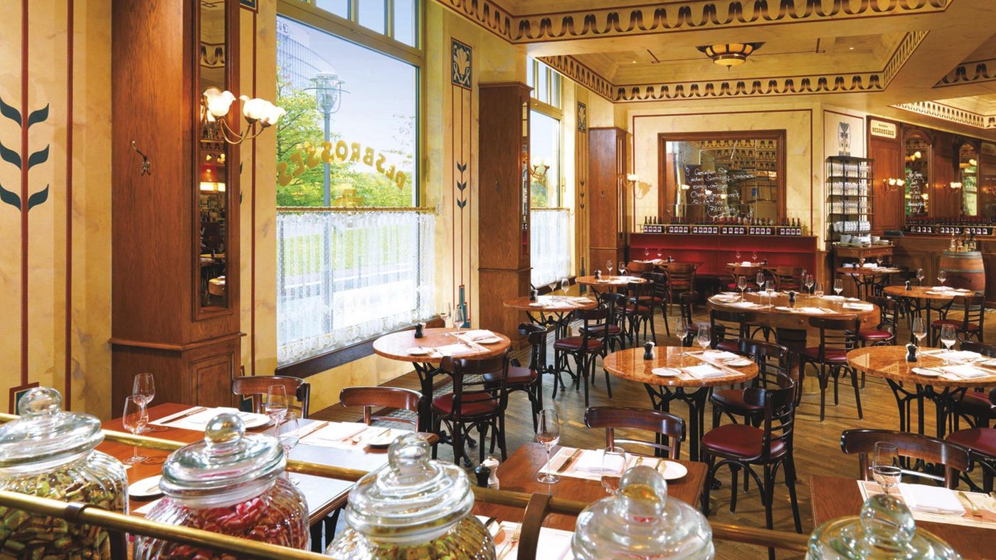 Ritz-Carlton-Berlin-Restaurant-66