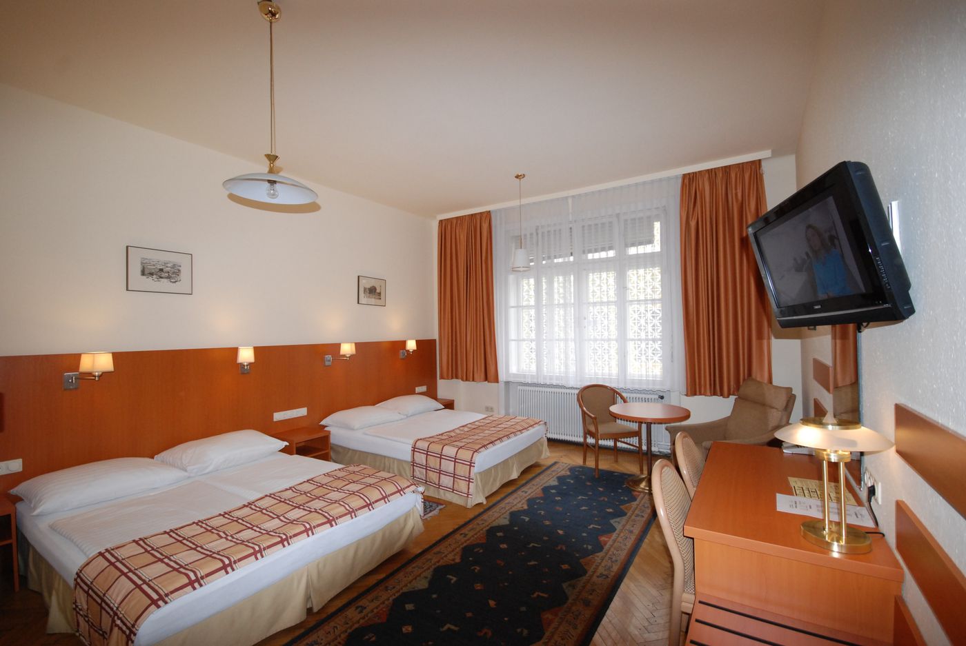 Hotel Pension Continental - Austria - Vienna - Room - 11