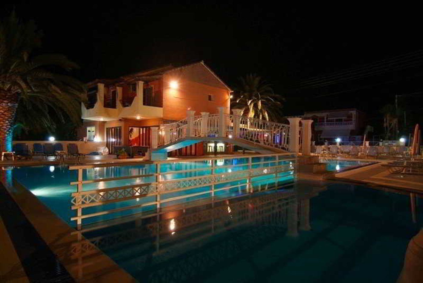 Olga-s-Hotel---Pool-General-view-4