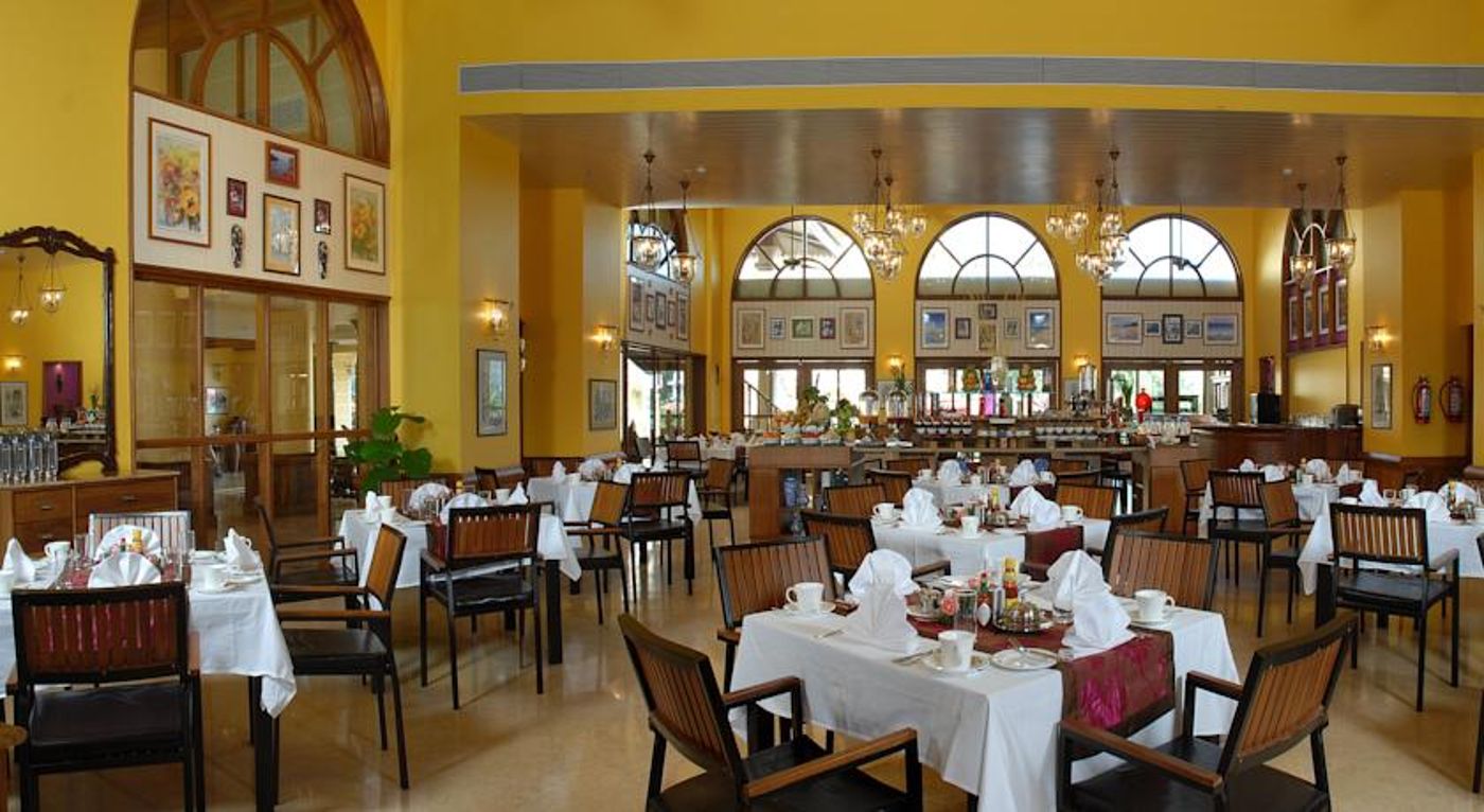 Fortune Select Regina