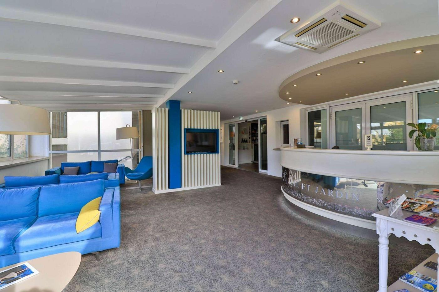 Best Western Plus Soleil Et Jardin-France-Sanary Sur Mer-Lobby-10