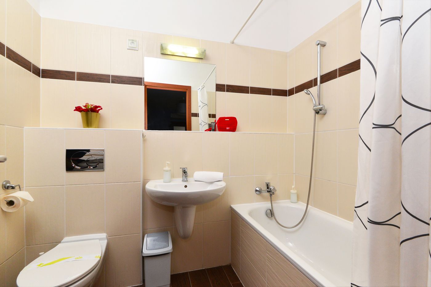 Lord-Residence-Room-28