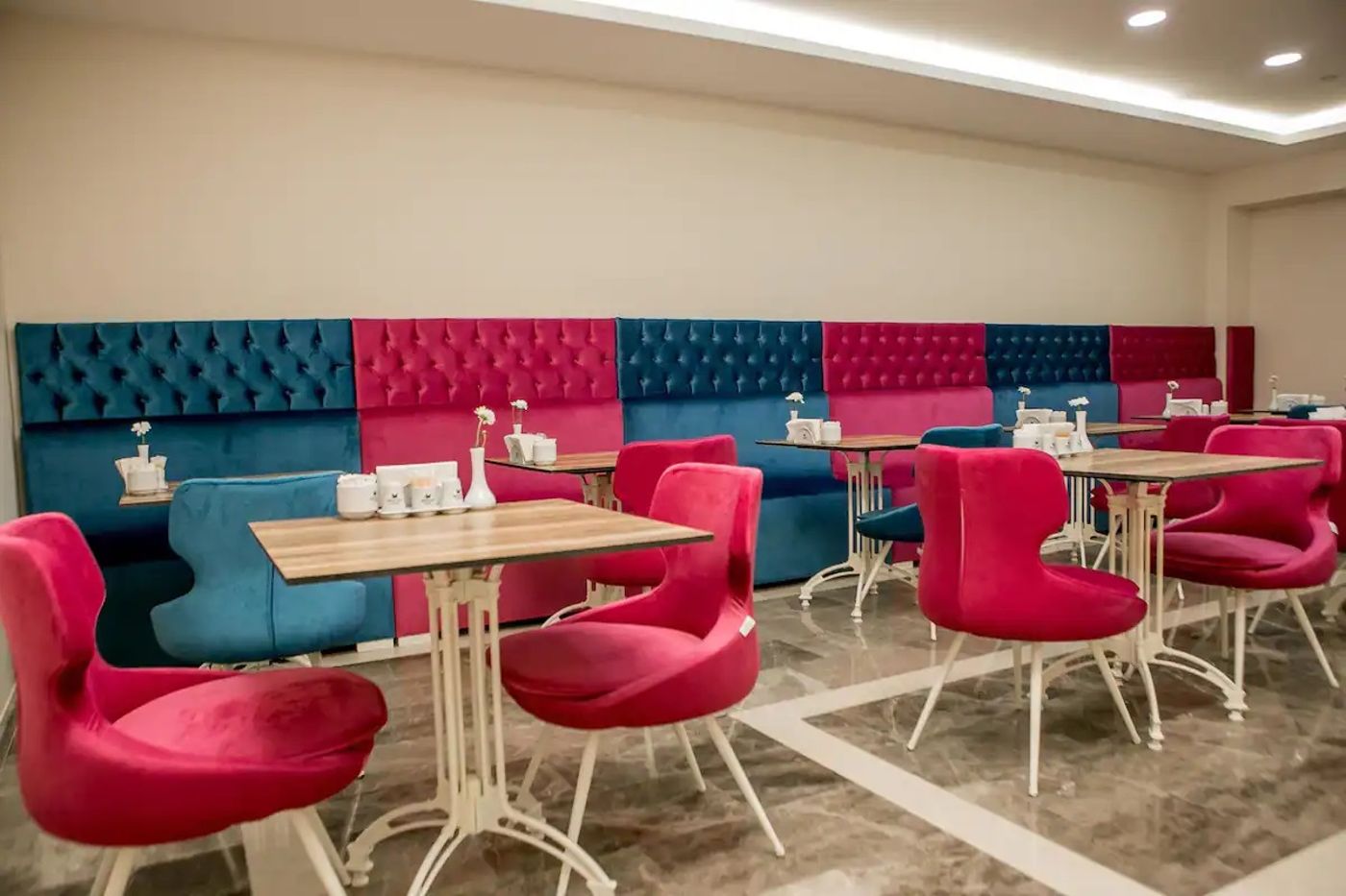 Beyzas Hotel&Suites - Turkey - Istanbul - Restaurant - 2