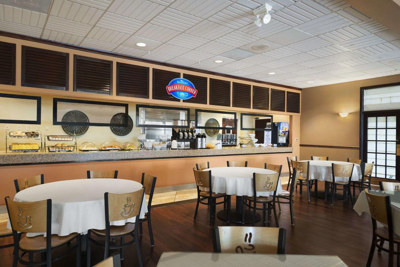 Baymont Inn & Suites Celebration