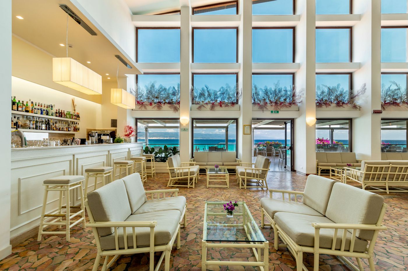 Hotel-Dei-Pini-Lobby-51