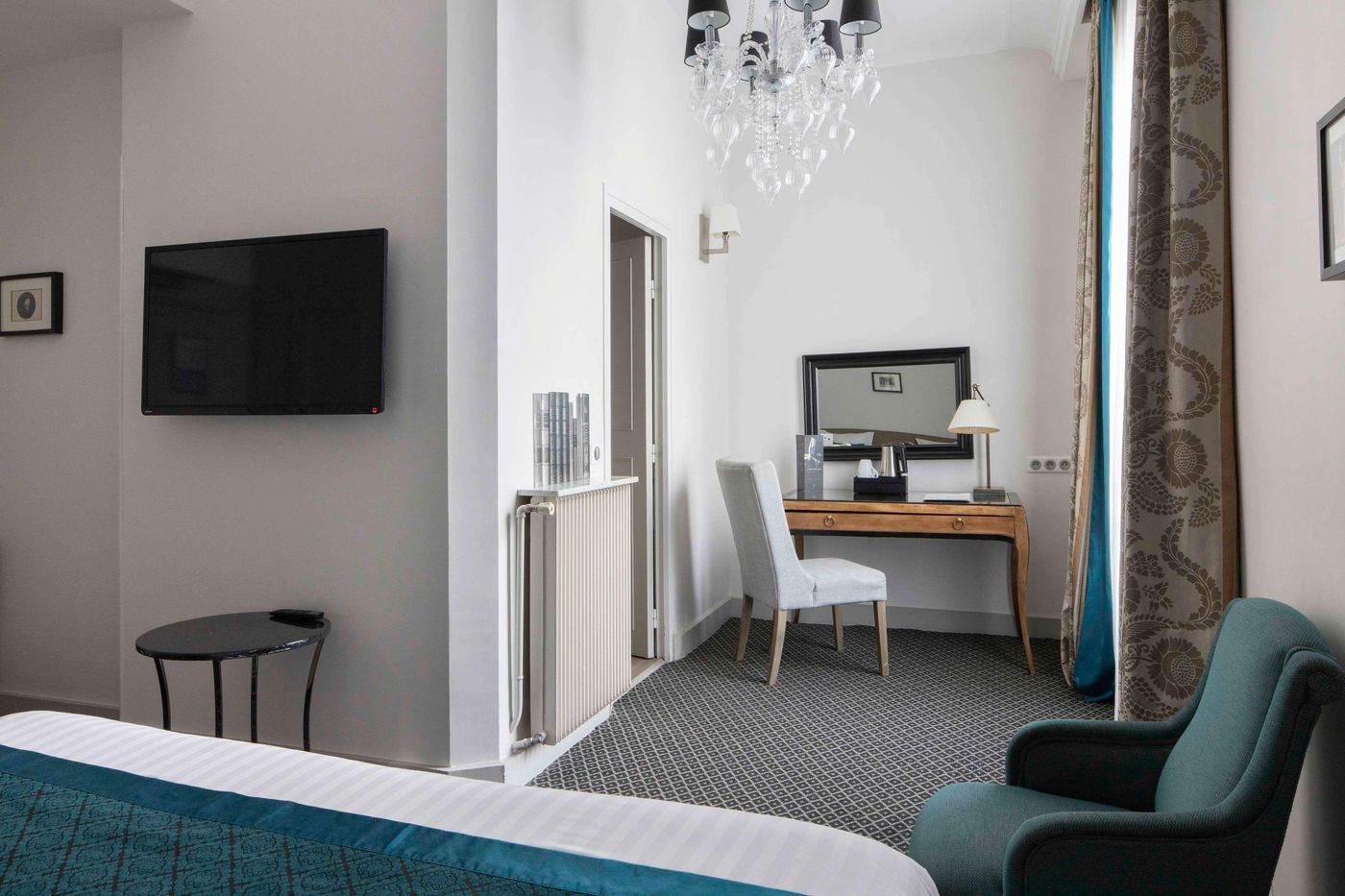 Bradford-Elysees-Astotel-Room-20