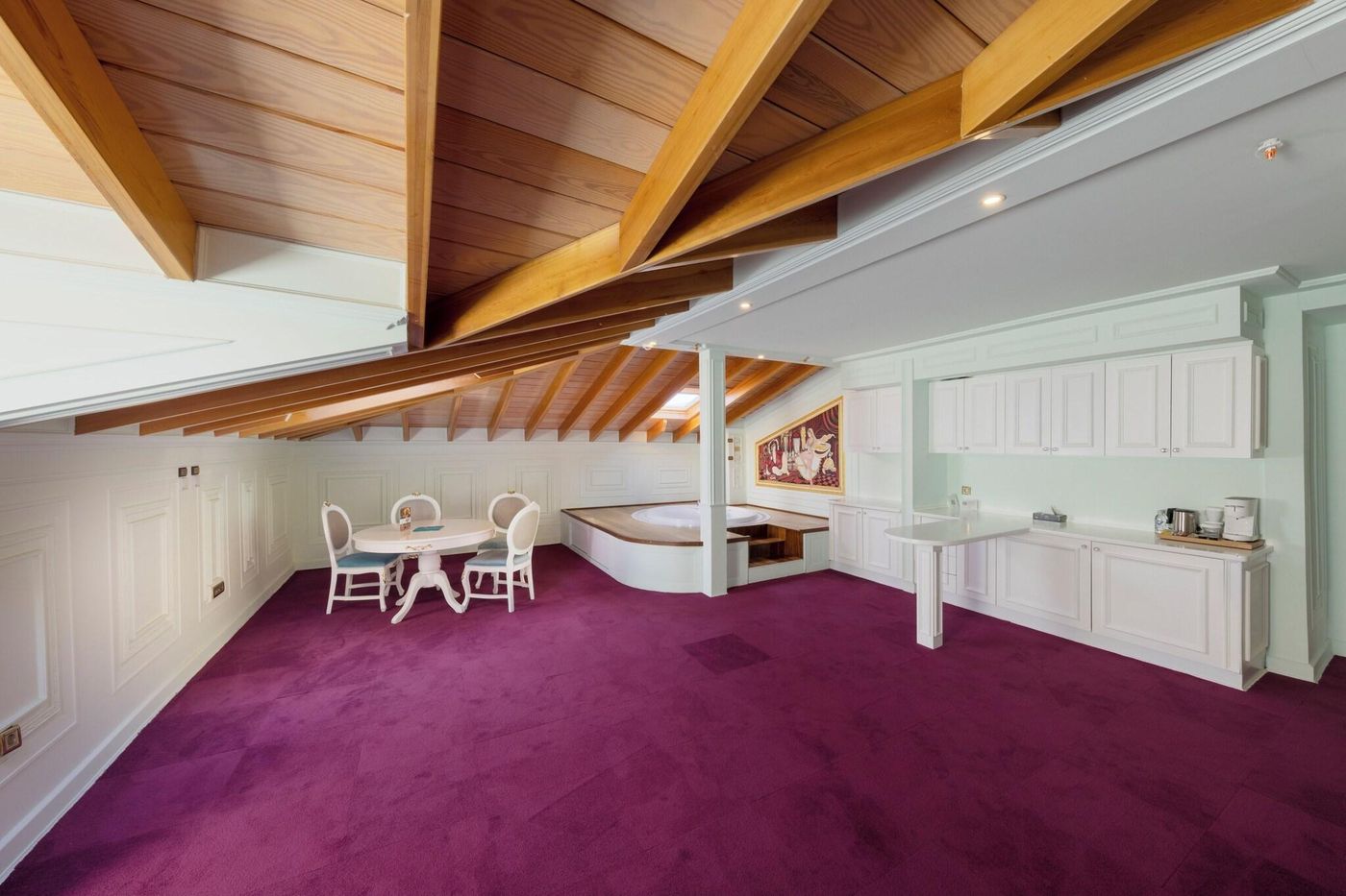 Seven-Hills-Palace---Spa-Room-14