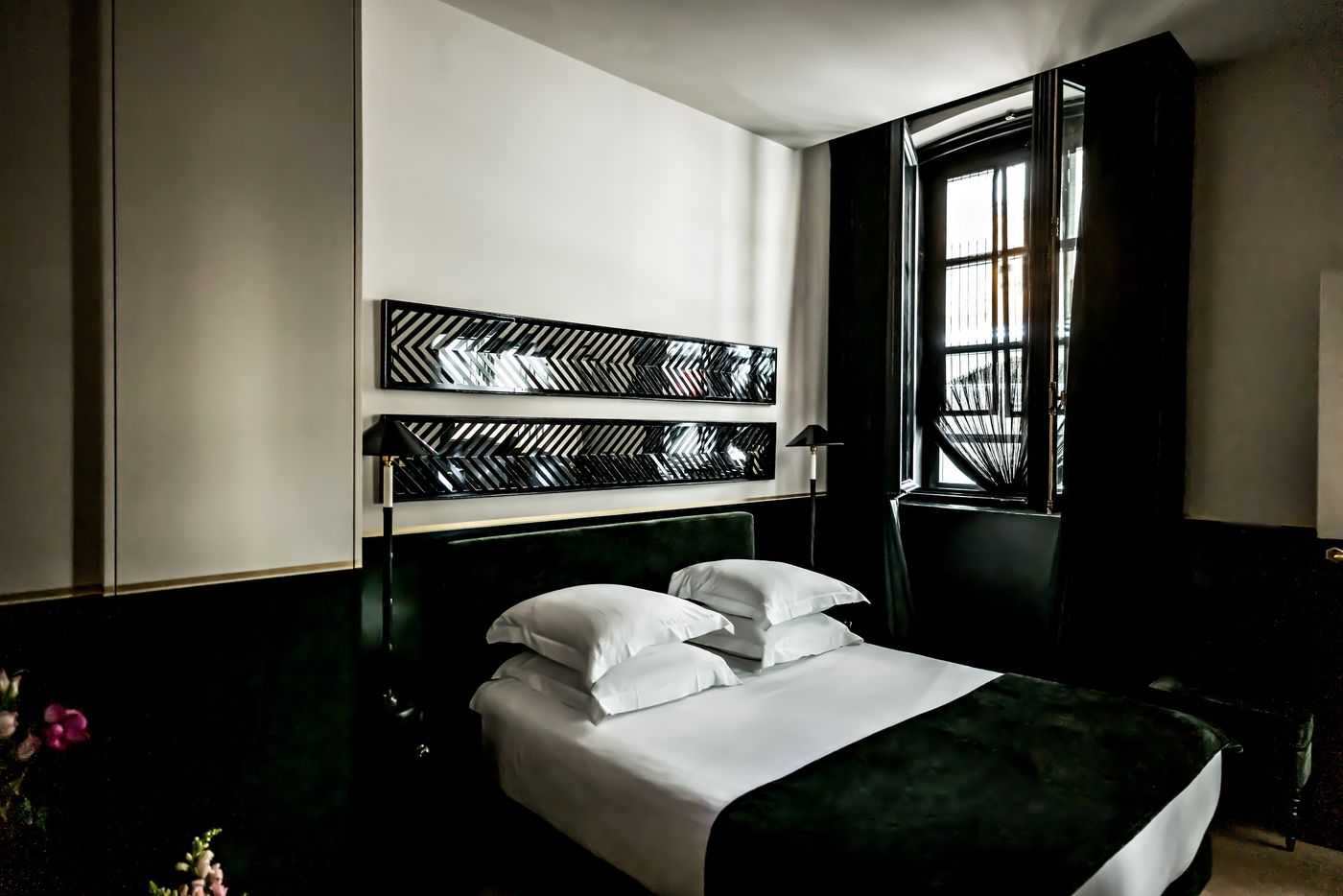 MONSIEUR GEORGE Hotel & Spa - France - Paris - Room - 0