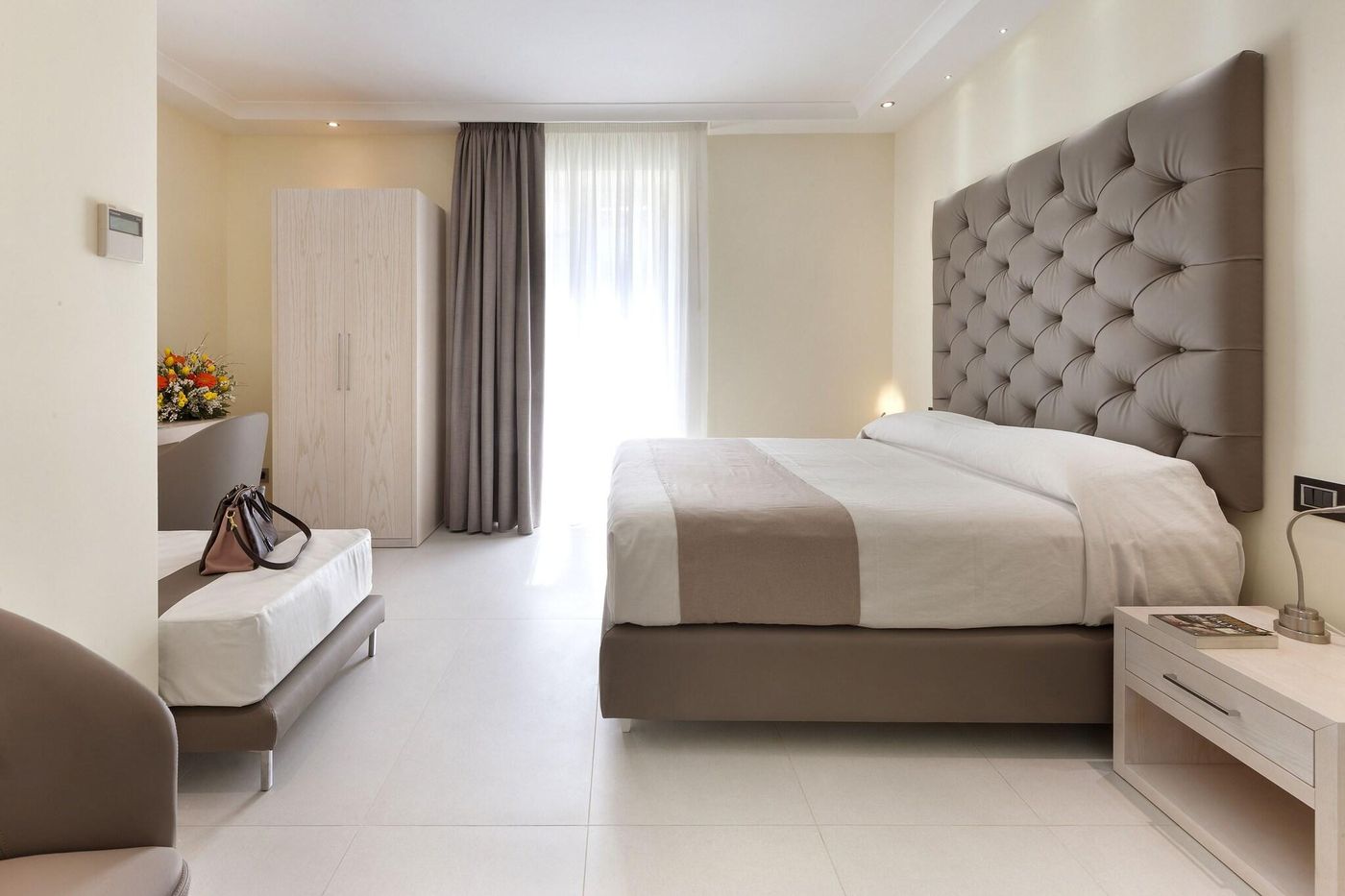 Palazzo-Abagnale-Guest-House-Room-8