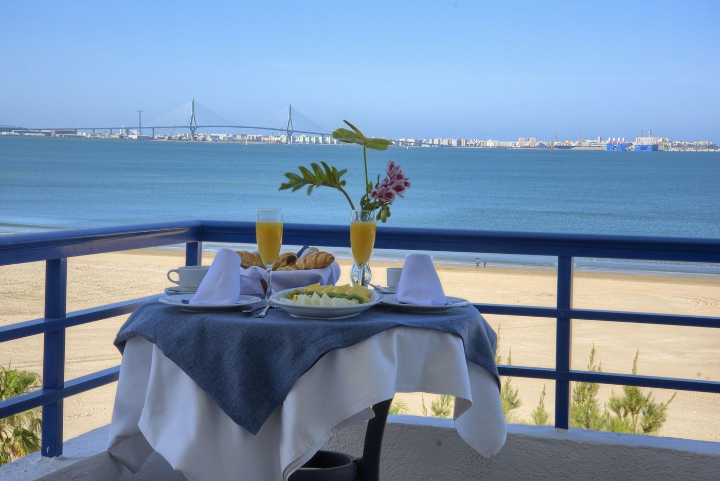 Hotel-Puertobahia---SPA-Room-78