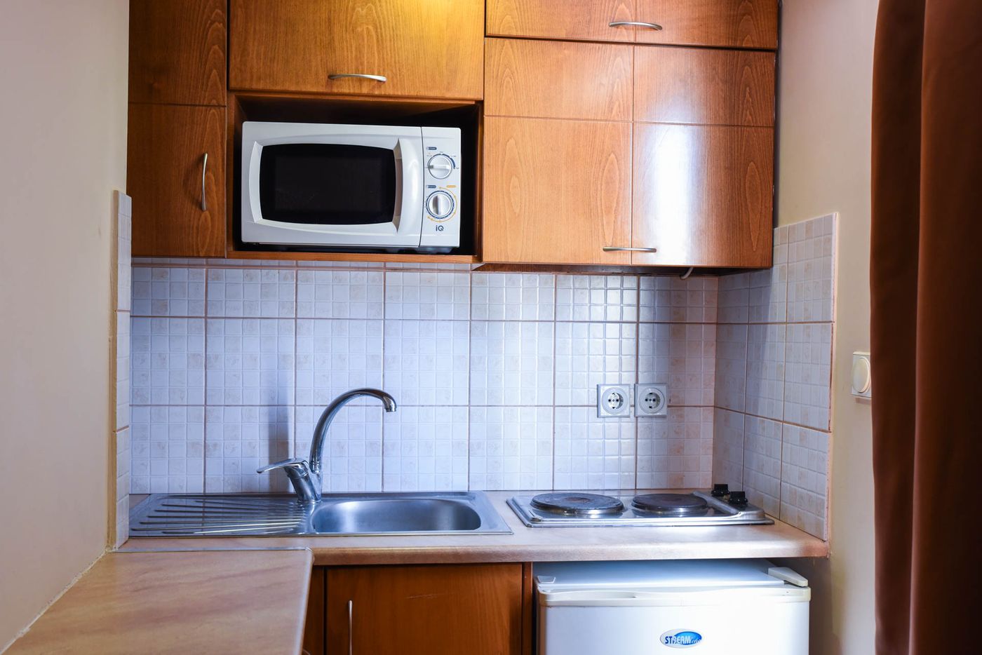 Sacallis-Inn-Beach-Hotel-Room-29