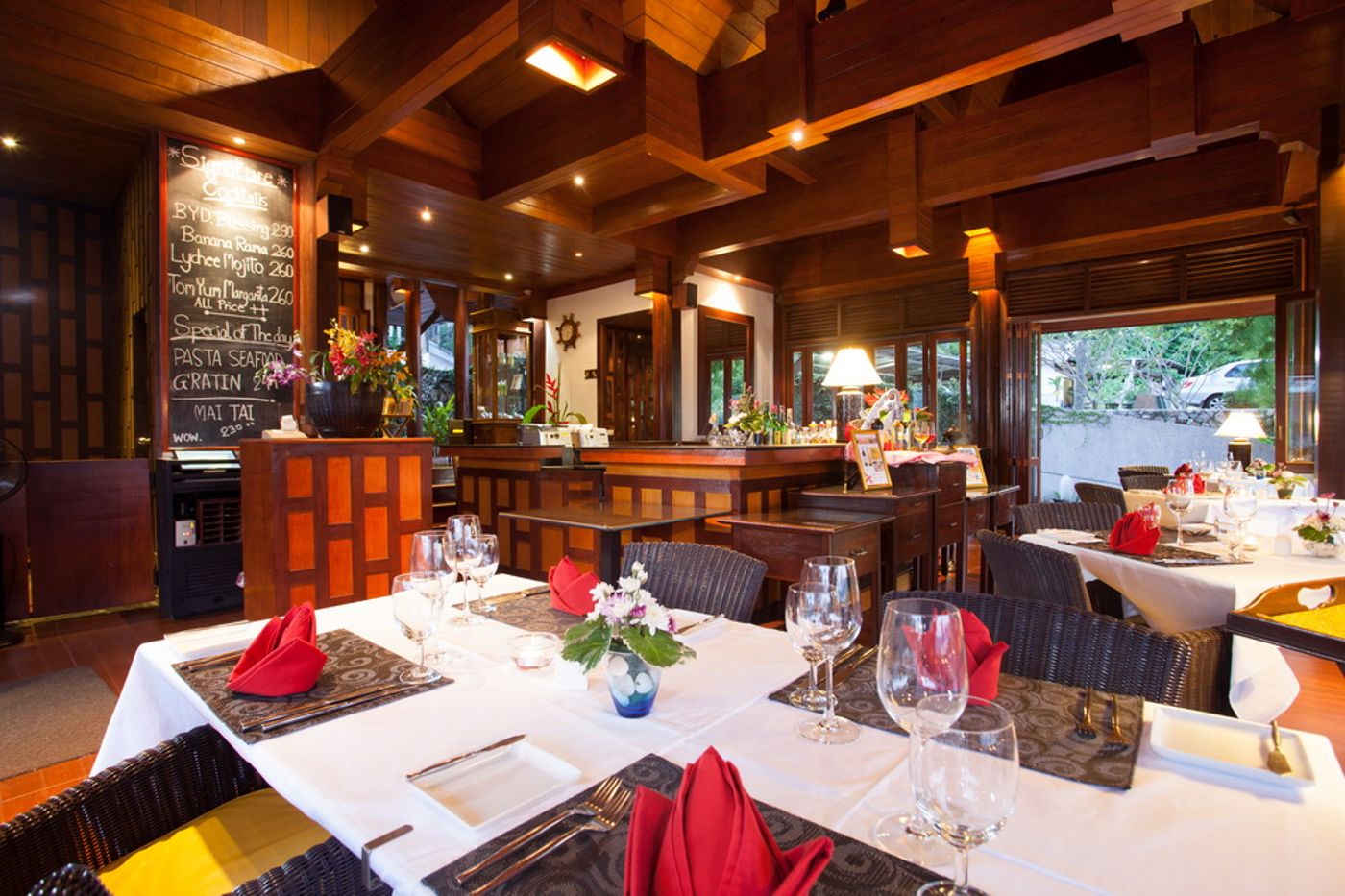 Baan-Yin-Dee-Boutique-Resort-Restaurant-43