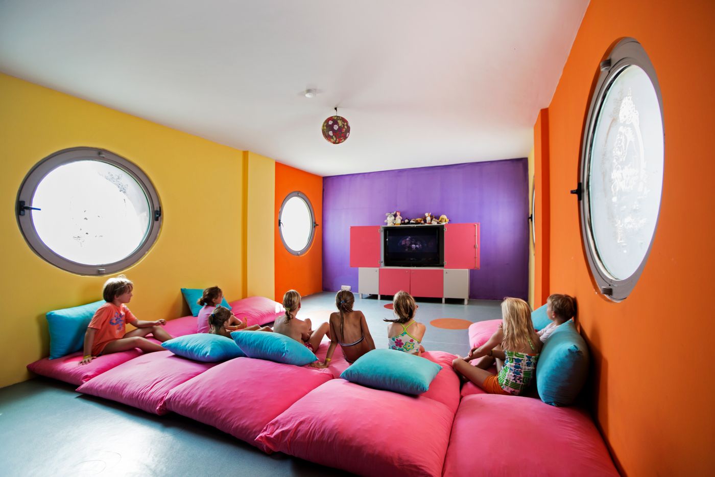 Sunis-Elita-Beach-Resort-Sports-and-Entertainment-47