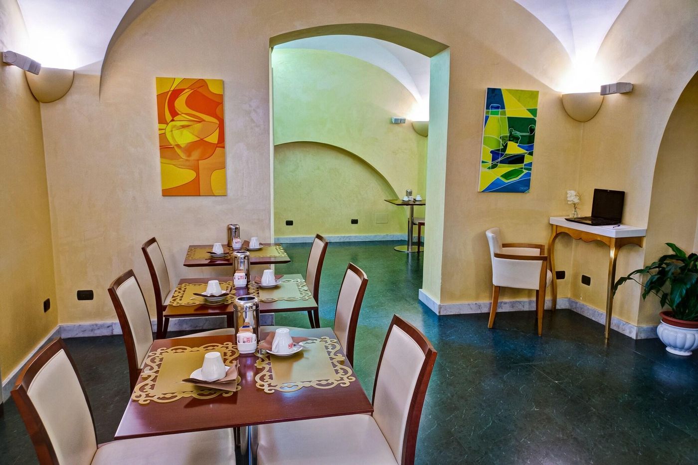 Crosti-Italy-ROMA-Restaurant-9