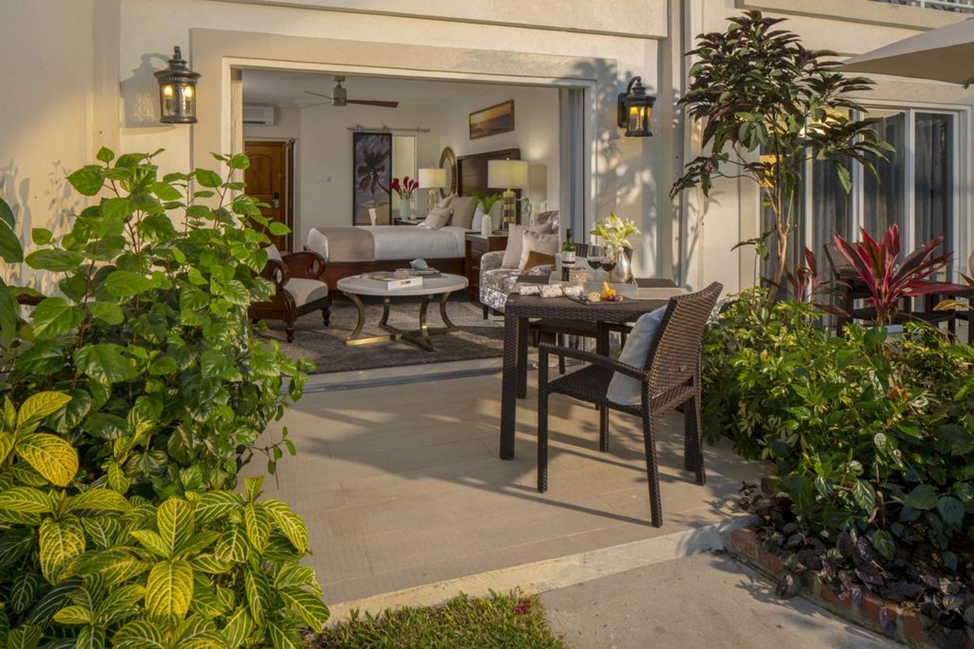 Sandals Regency La Toc