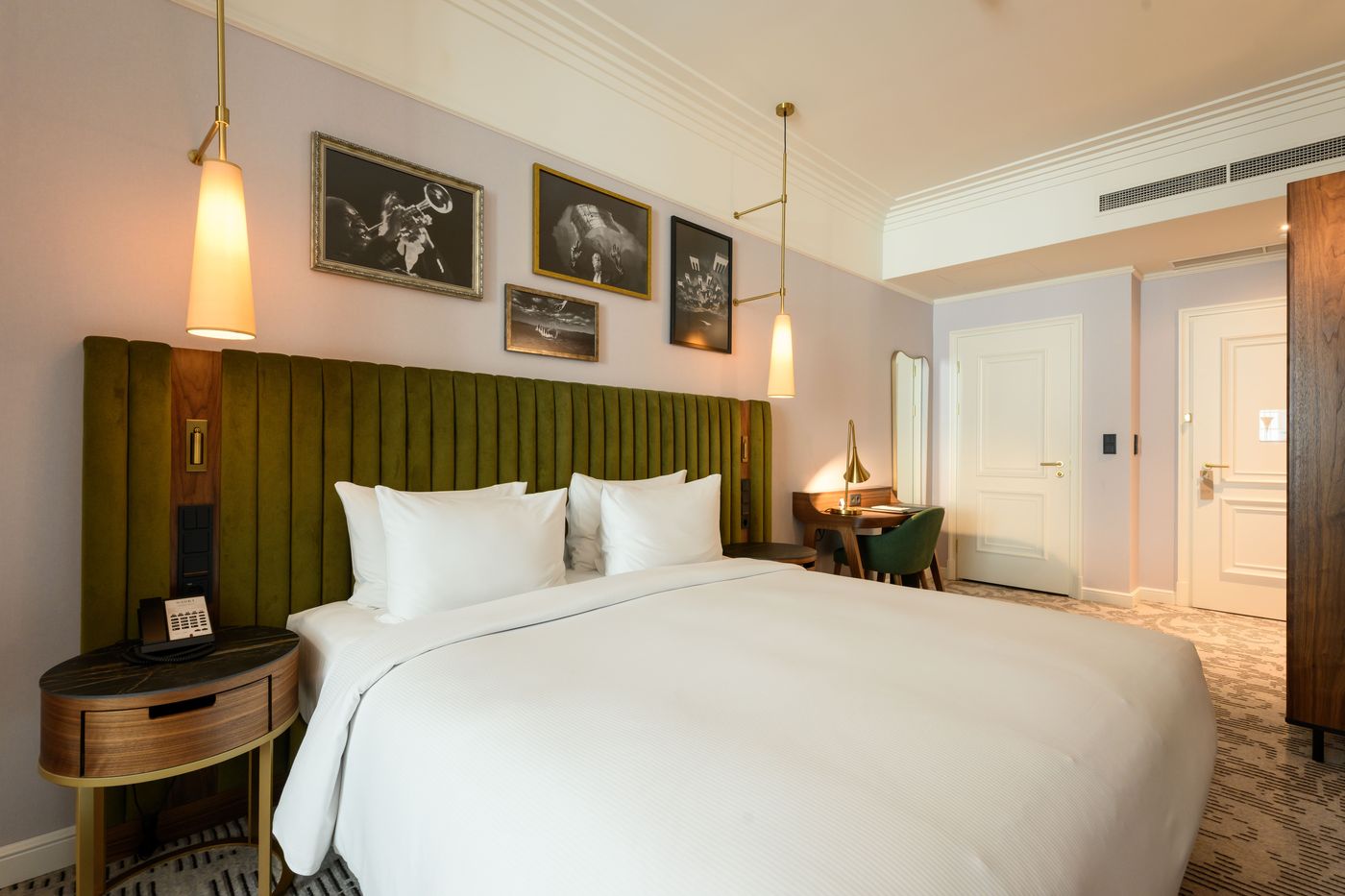 Hotel-Saski-Krakow--Curio-collection-by-Hilton-Room-23