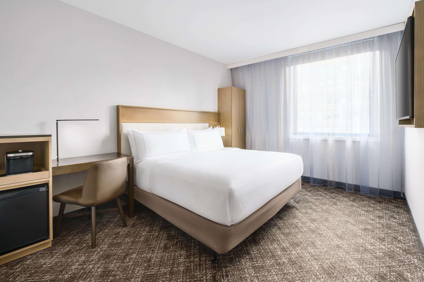 DoubleTree-by-Hilton-New-York-Times-Square-South-Room-3