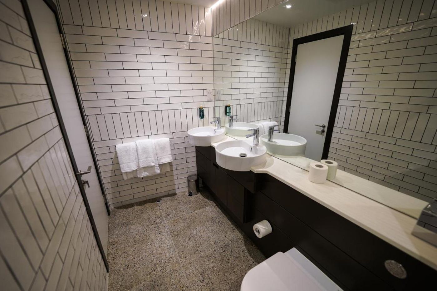 Dublin-One-Hotel-Room-13