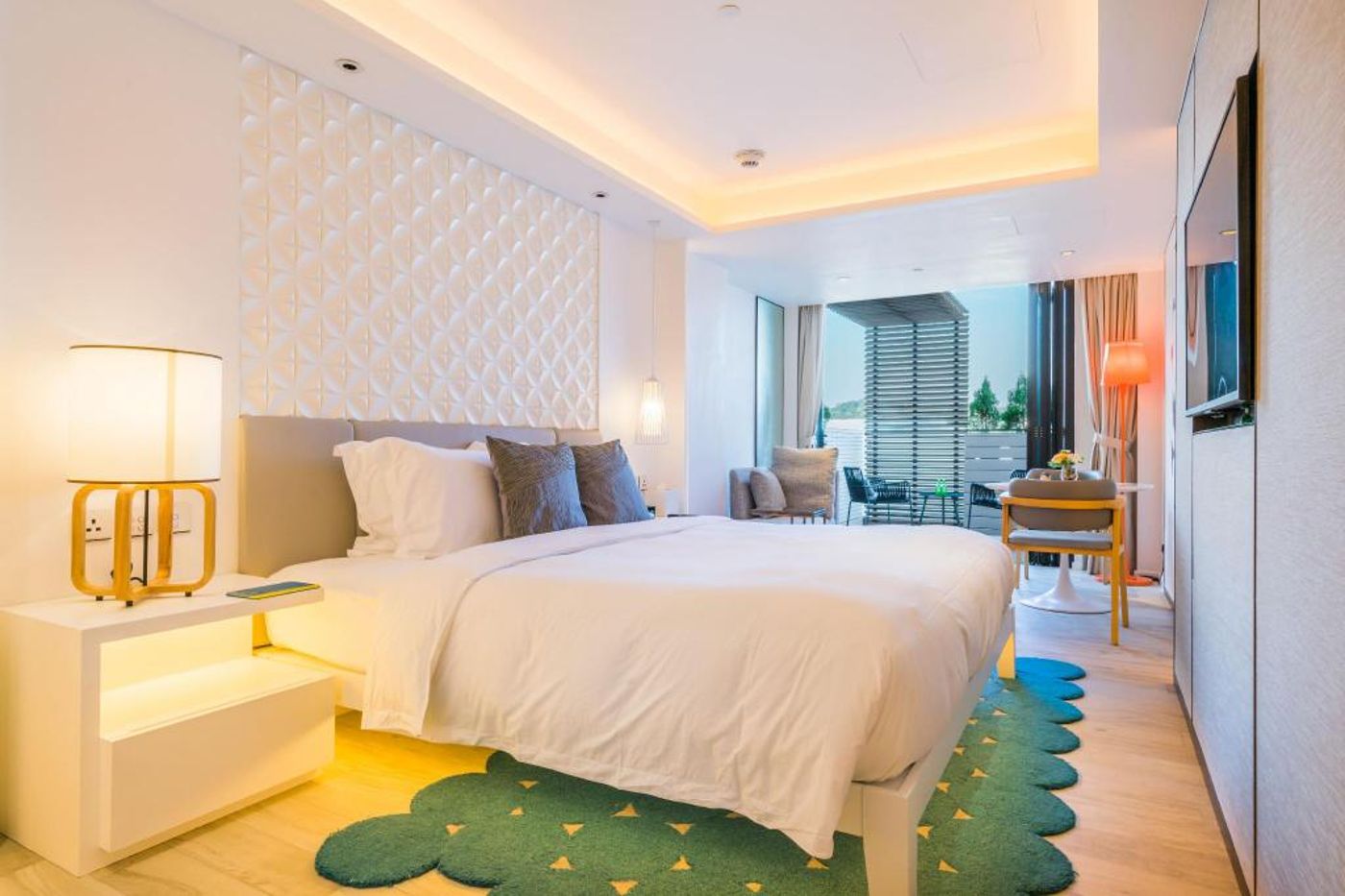 The-Pier-Hotel-Room-14