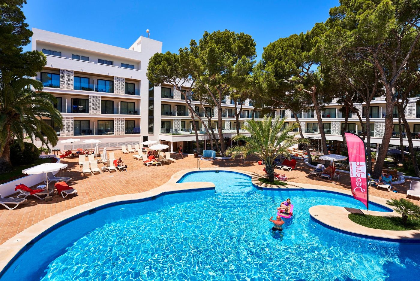 S'Entrador Playa Hotel and Spa