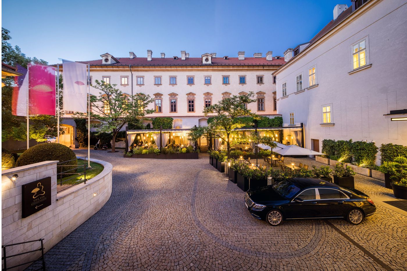 Mandarin-Oriental--Prague-General-view-4