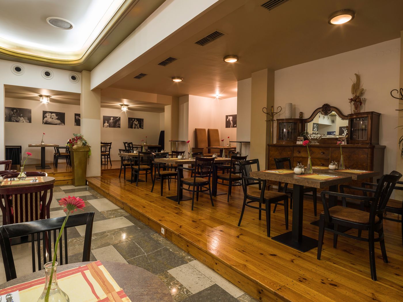 EA-Hotel-Rokoko-Restaurant-15