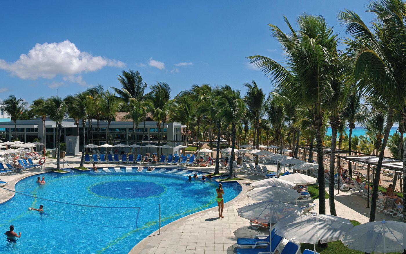 Riu-Yucatan-All-Inclusive-Pool-3