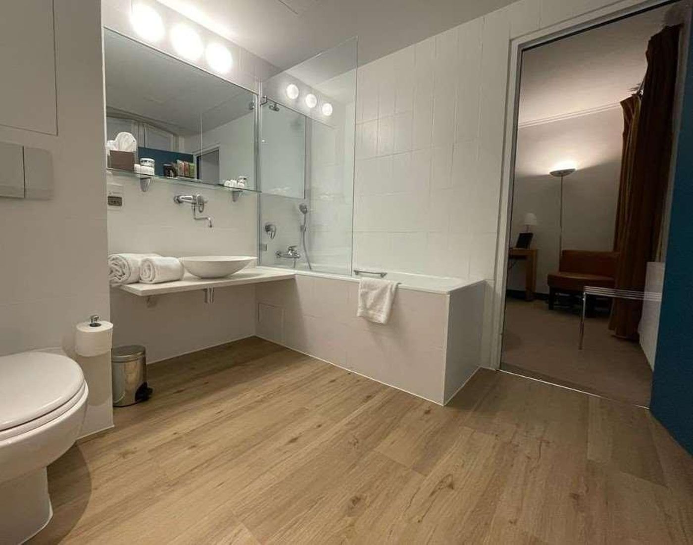 Pergolese-Paris-Room-20