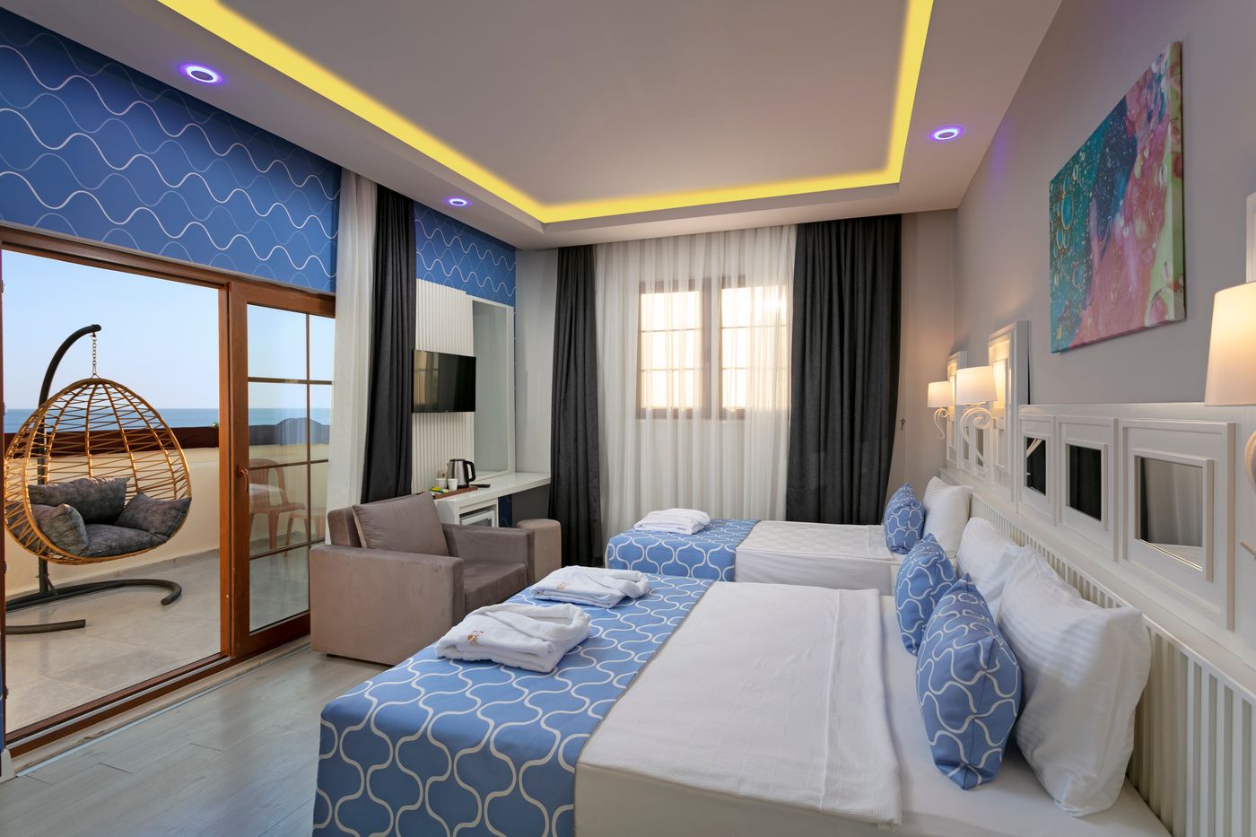 Loxia Comfort Club Side