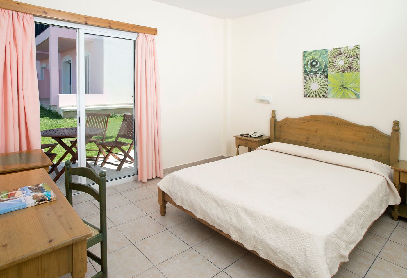 Akamanthea-Holiday-Village-Room-34