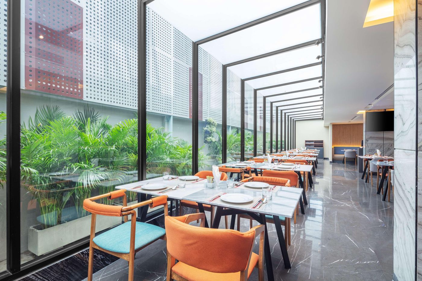 Best-Western-Click-Sathorn-11-Bangkok-Restaurant-11