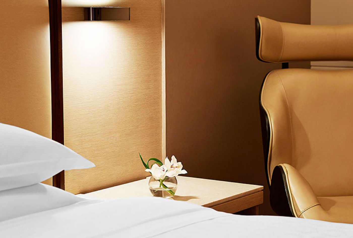 Sheraton-Hong-Kong-Hotel---Towers-Room-49