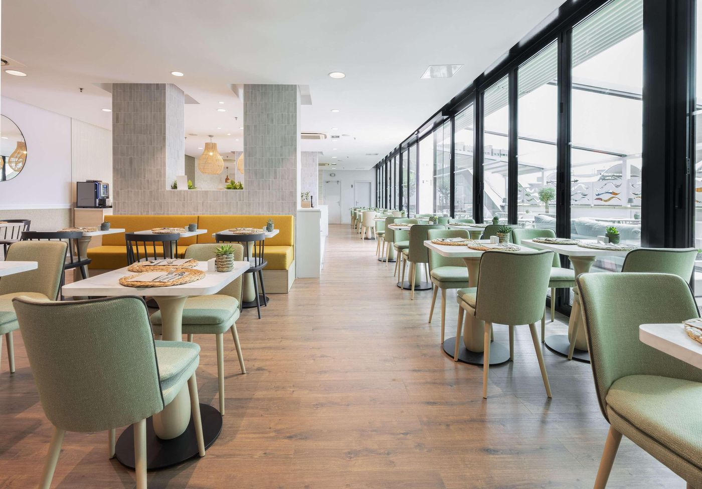 Malaga-Alameda-Centro-Affiliated-by-Melia-Restaurant-33