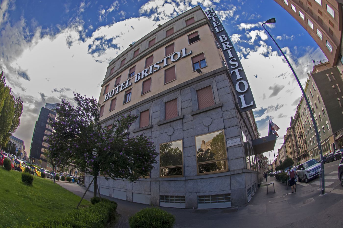 Bristol-Hotel-General-view-9